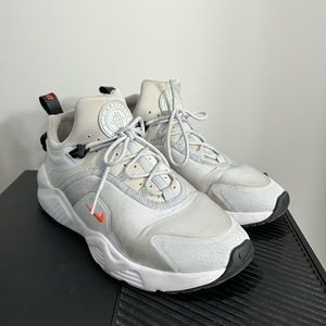 NIKE Air Huarache Sneakers
